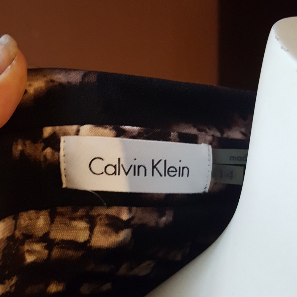 Womens dress(like new)